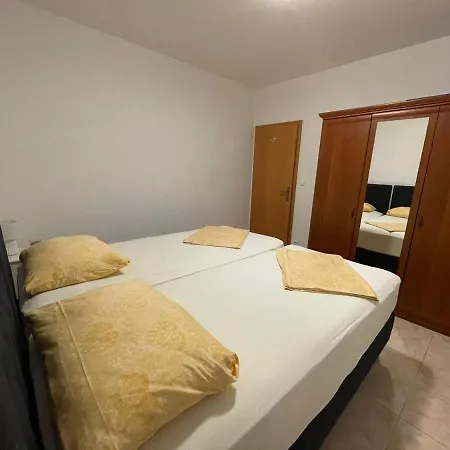Mavarcica Apartment Trogir