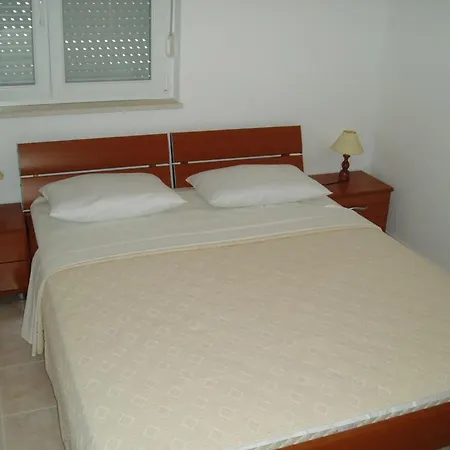 Mavarcica アパート